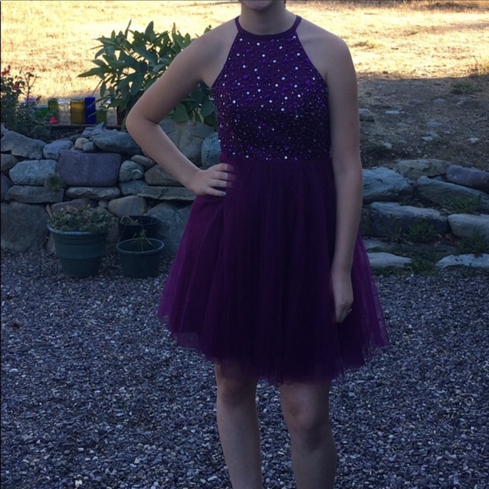 Adorable formal dress!